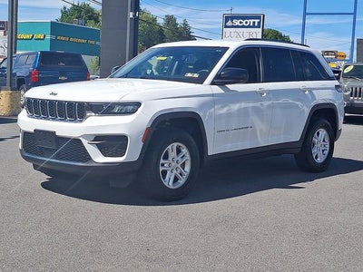 2023 Jeep Grand Cherokee Laredo