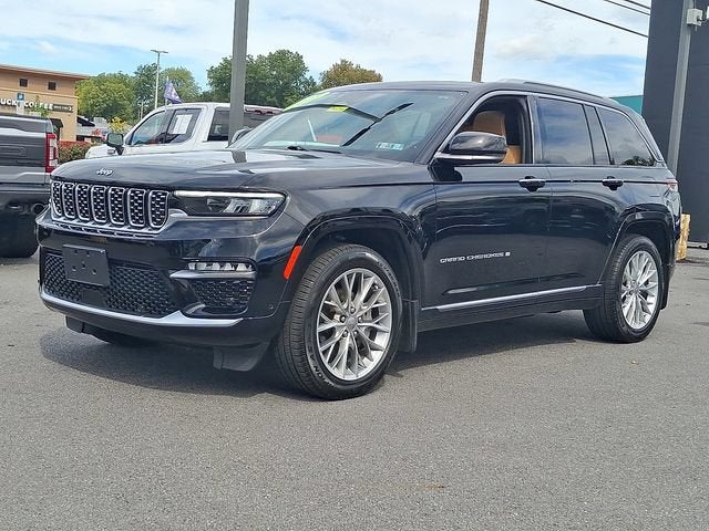 2023 Jeep Grand Cherokee Summit