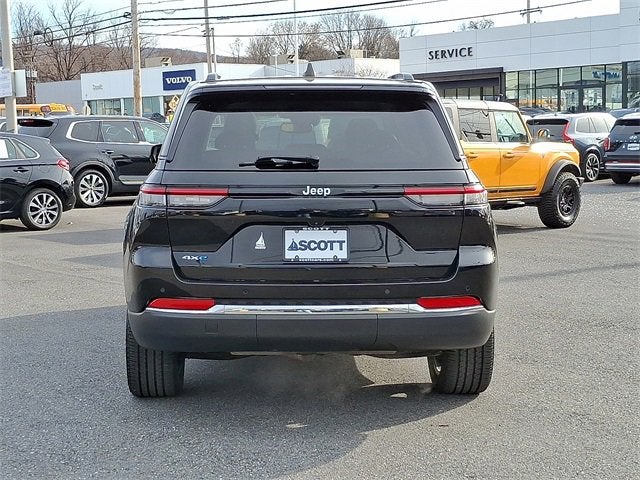 2022 Jeep Grand Cherokee 4xe Base