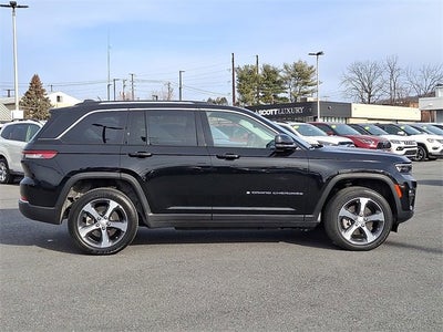 2022 Jeep Grand Cherokee 4xe Base