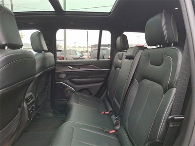 2022 Jeep Grand Cherokee 4xe Overland