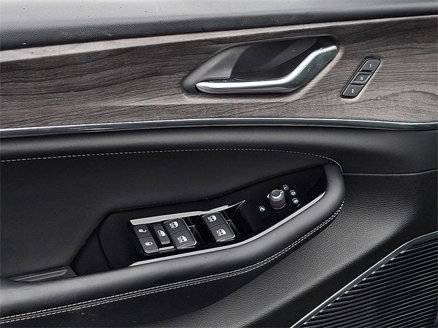 2022 Jeep Grand Cherokee 4xe Overland