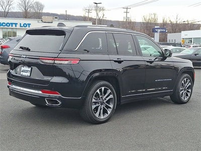 2022 Jeep Grand Cherokee 4xe Overland