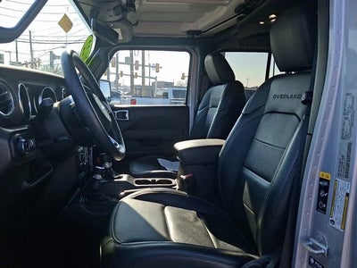 2022 Jeep Gladiator Overland