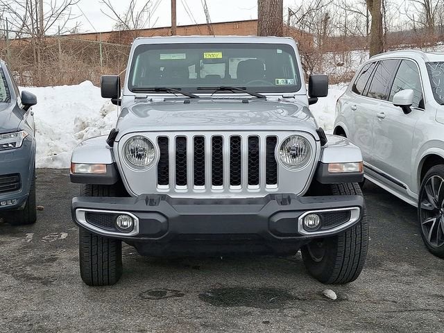 2022 Jeep Gladiator Overland