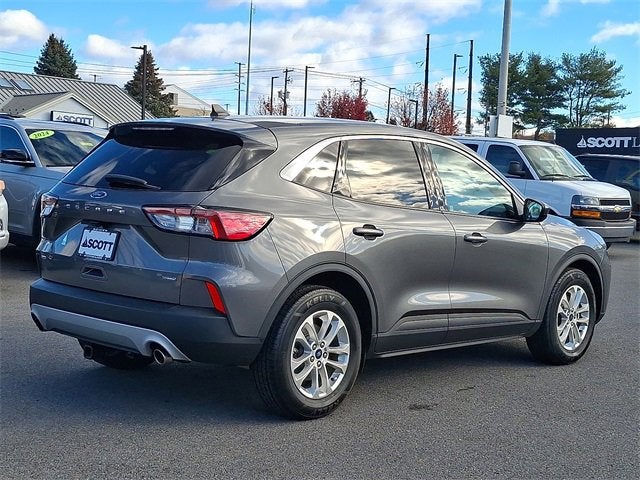 2021 Ford Escape SE Hybrid
