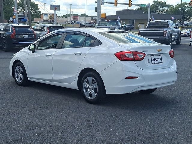 2018 Chevrolet Cruze LS