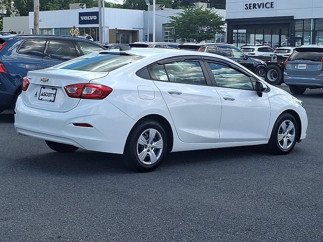 2018 Chevrolet Cruze LS