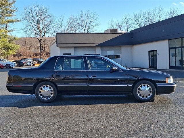 1998 Cadillac Deville Base