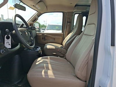2025 Chevrolet Express Cargo WT