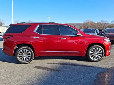 2023 Chevrolet Traverse Premier
