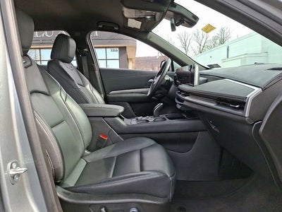 2025 Cadillac XT4 Premium Luxury