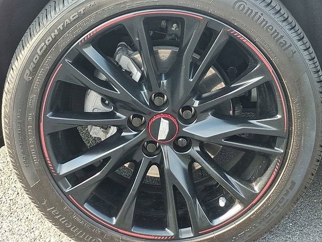 2025 Cadillac XT4 Sport