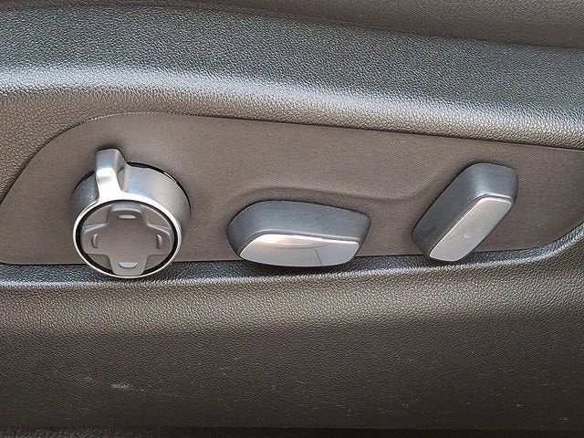 2025 Cadillac XT4 Sport