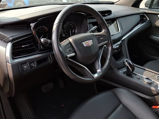 2023 Cadillac XT6 Luxury
