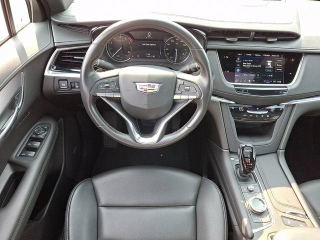 2023 Cadillac XT6 Luxury