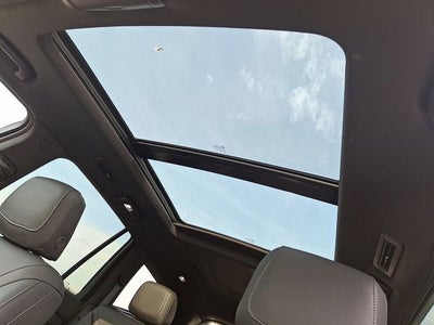 2025 Cadillac XT6 Luxury