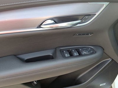 2025 Cadillac XT6 Luxury