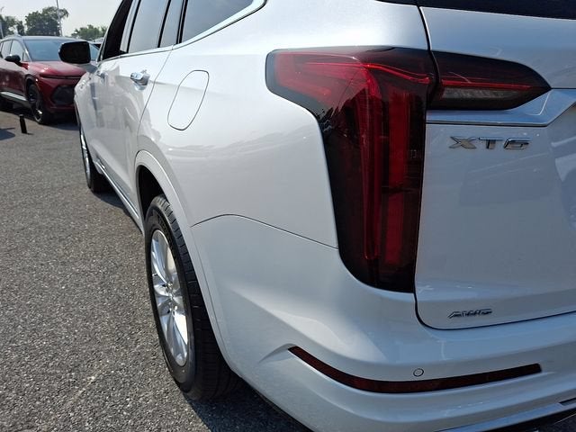 2024 Cadillac XT6 Luxury