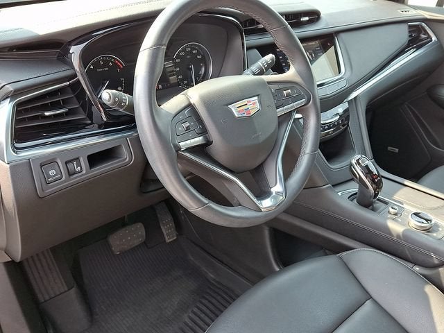 2024 Cadillac XT6 Luxury