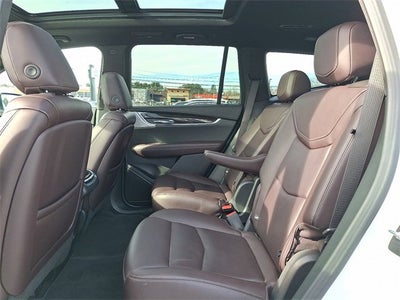 2022 Cadillac XT6 Premium Luxury