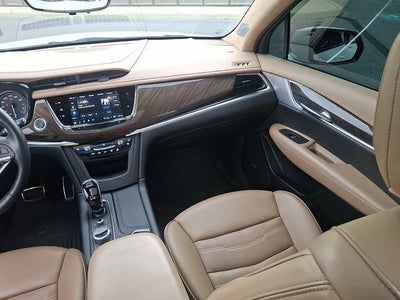 2025 Cadillac XT6 Sport