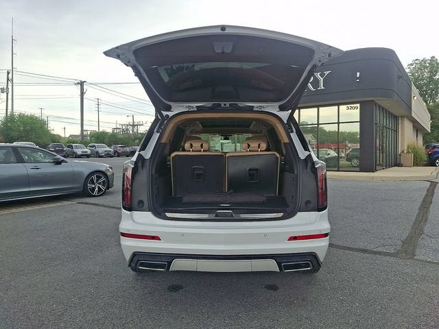 2025 Cadillac XT6 Sport