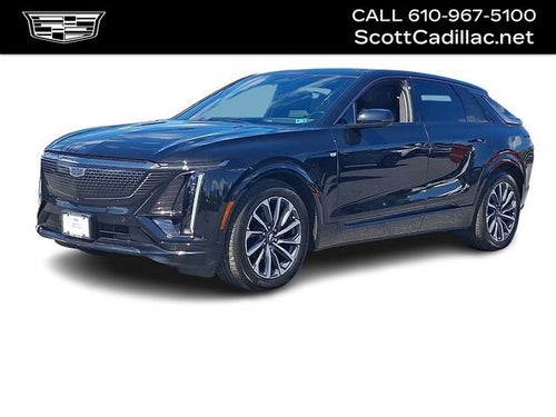 2024 Cadillac LYRIQ Sport 2