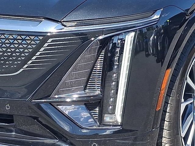 2024 Cadillac LYRIQ Sport 2