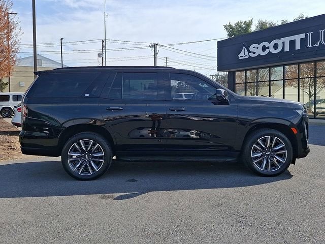 2023 Cadillac Escalade Sport