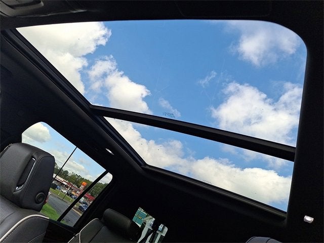 2024 Cadillac Escalade ESV Premium Luxury