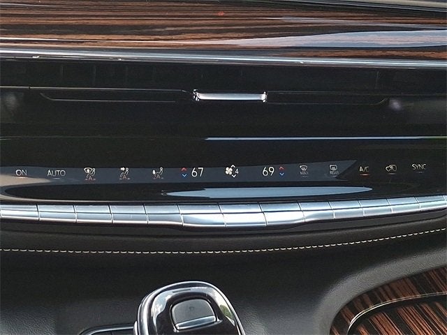 2024 Cadillac Escalade ESV Premium Luxury