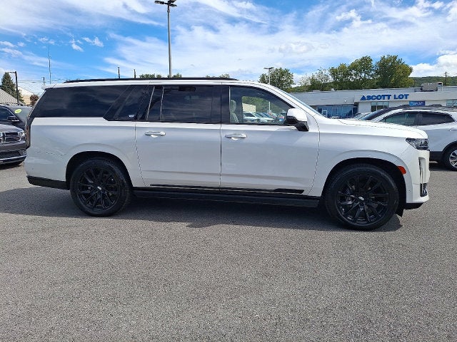 2023 Cadillac Escalade ESV 4WD Sport
