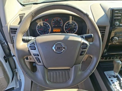 2014 Nissan Titan SV