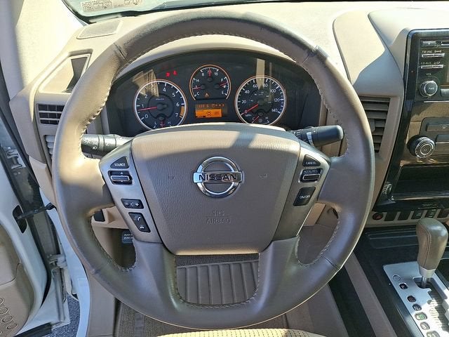 2014 Nissan Titan SV