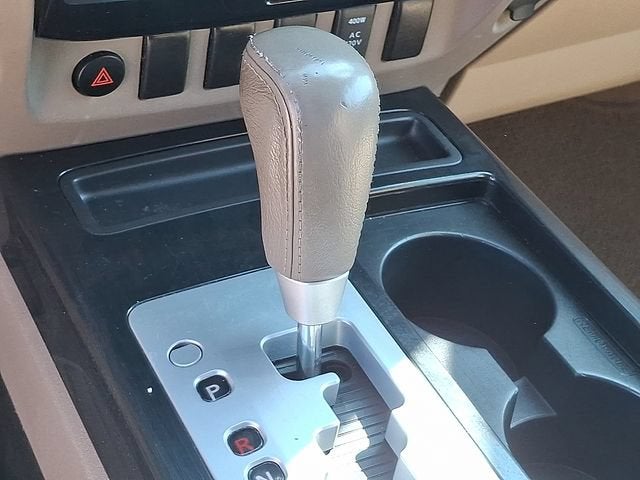 2014 Nissan Titan SV