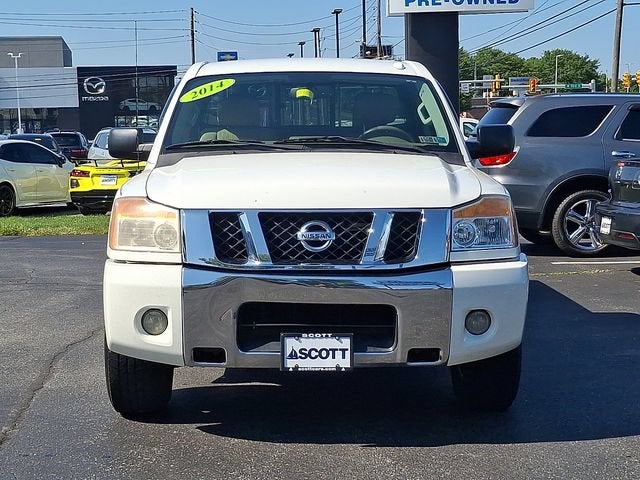 2014 Nissan Titan SV