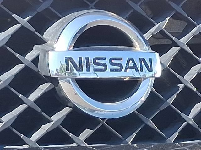2014 Nissan Titan SV