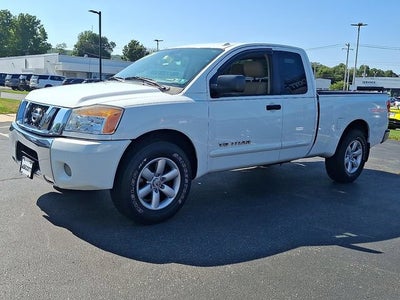 2014 Nissan Titan SV