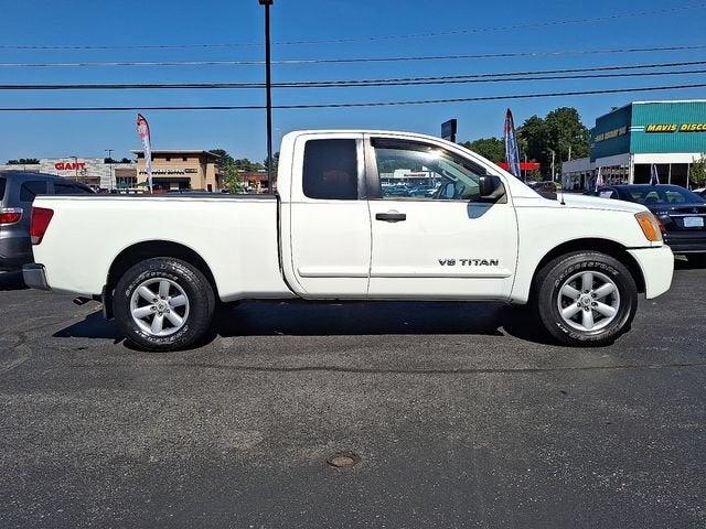 2014 Nissan Titan SV