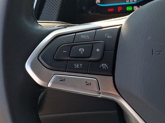 2024 Volkswagen Atlas Cross Sport 2.0T SEL Premium R-Line