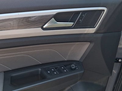 2022 Volkswagen Atlas Cross Sport 3.6L V6 SE w/Technology