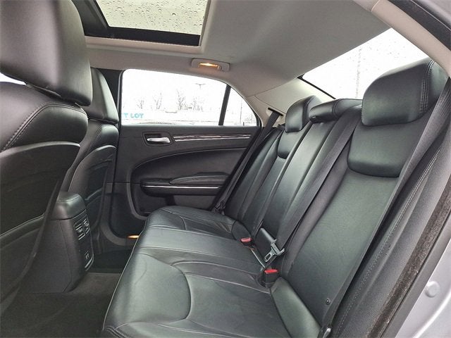 2015 Chrysler 300 Limited