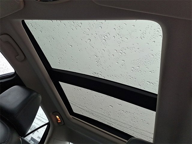 2015 Chrysler 300 Limited