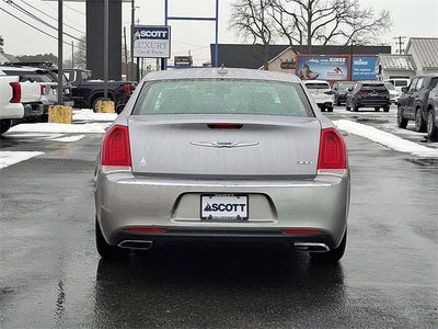 2015 Chrysler 300 Limited