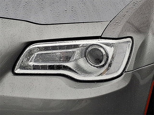 2015 Chrysler 300 Limited