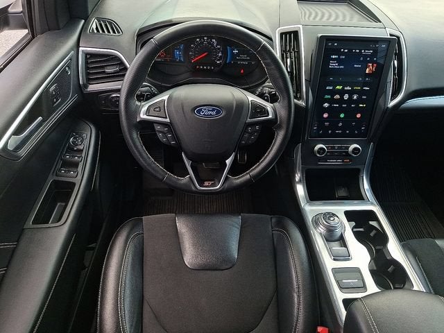 2022 Ford Edge ST