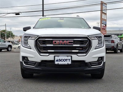 2024 GMC Terrain AT4