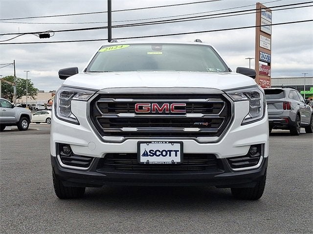 2024 GMC Terrain AT4