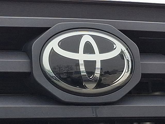 2022 Toyota Tacoma 4WD SR